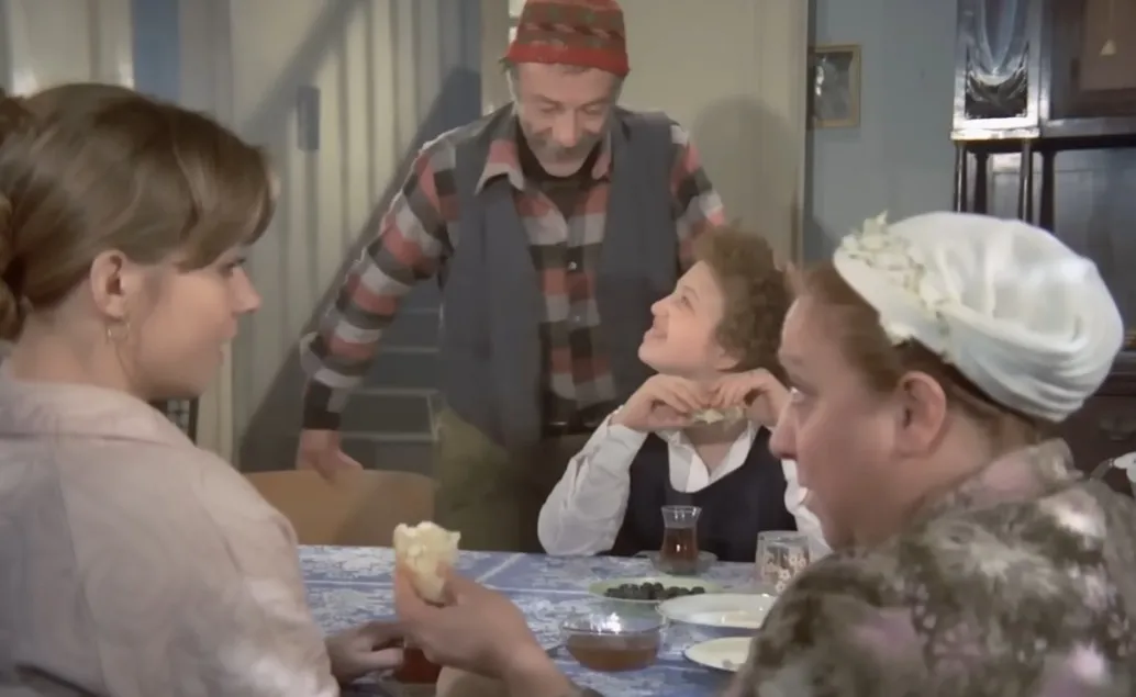 Gülen Gözler’in perde arkası: Lale Ilgaz ve Yeşilçam anıları - 11