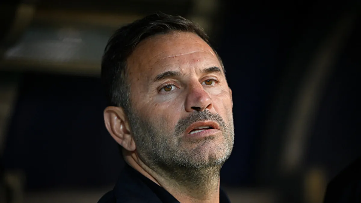 Galatasaray'da 2 aday 1 transfer! 2 dünya deviyle masaya oturulacak