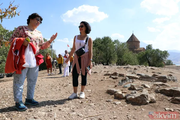 24 Mart 2020'dan sonra tekrar açıldı! Kapıköy Gümrük Kapısı'ndan giren İranlı turistler Akdamar Adası'nı gezdi - 9