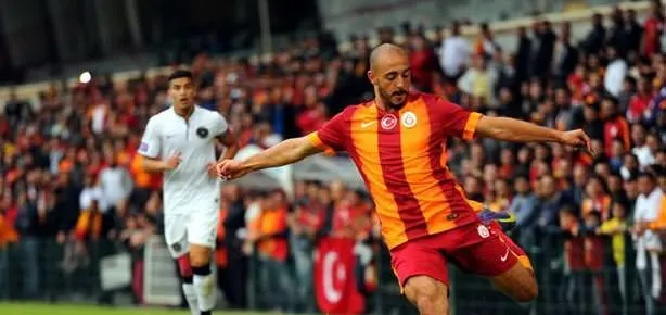 Malaga’dan çifte teklif!