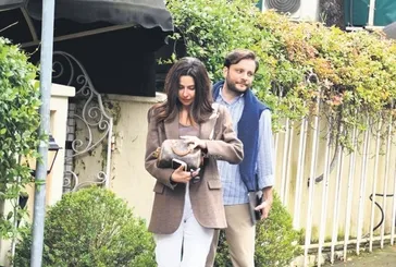 Kendisi yakın arkadaşım