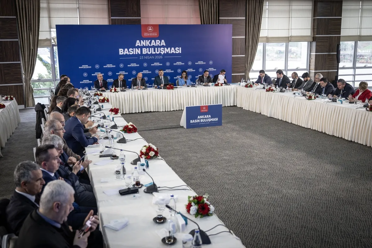 gulistan-dokunun-naasi-icin-jandarma-devrede-bakan-ciftci-detaylari-duyurdu-butun-iddialar-titizlikle-incelene-1776943151921.jpeg Gülistan Doku'nun naaşı için Jandarma devrede! Bakan Çiftçi detayları duyurdu: Bütün iddialar titizlikle incelenecek-5