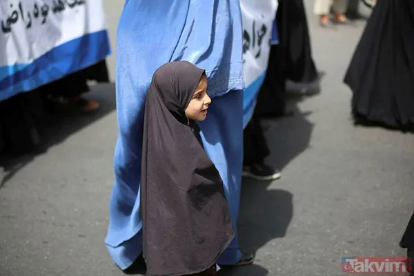 Afgan kadınlar Kabil Eğitim Üniversitesi’nde Taliban’a destek programı düzenledi - 23