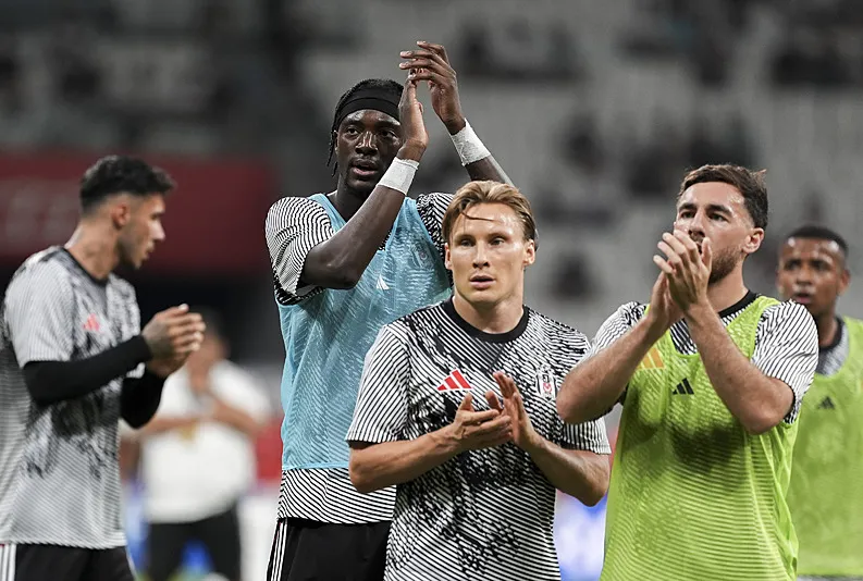 Beşiktaş’ta iki yıldıza yol gözüktü