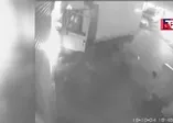 Küçük çocuğun mucize kurtuluşu kamerada
