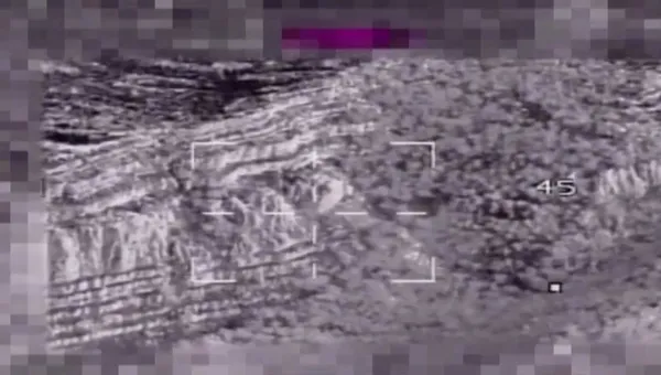 teror-orgutu-pkkya-pence-kilit-operasyonuyla-darbe-teroristlere-bomba-yagiyor-1650262065530.jpeg Terör örgütü PKK'ya 'Pençe-Kilit' operasyonuyla darbe! Teröristlere bomba yağıyor-3