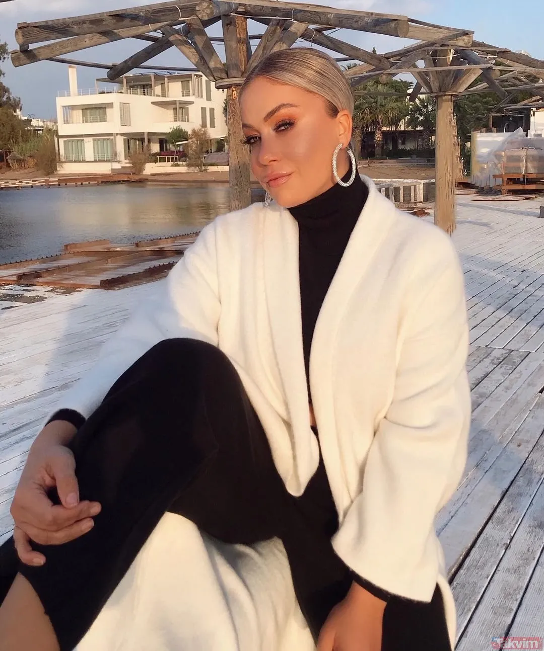 Yeliz Yeşilmen’in son hali ağızları açık bıraktı! Mayolu pozları olay