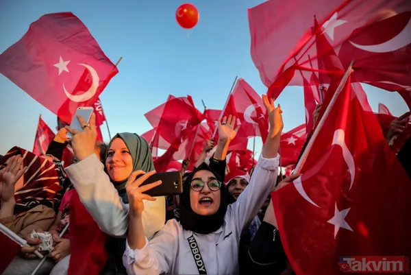 15 Temmuz'un 3. yıl dönümünde Türkiye yeniden meydanlarda! Asım'ın nesli ayakta - 35