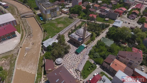 Koronavirüs sonrası ilk cuma namazı! Türkiye'nin dört bir yanından görüntüler geldi - 15