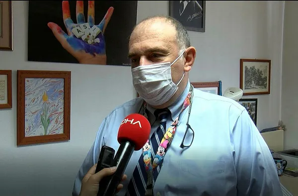 koronavirus-bilim-kurulu-uyesi-prof-dr-ates-karadan-dikkat-ceken-uyari-risk-1-2-dakikaya-iniyor-1603437349399.jpg Koronavirüs Bilim Kurulu üyesi Prof. Dr. Ateş Kara'dan dikkat çeken uyarı: Risk 1-2 dakikaya iniyor-2