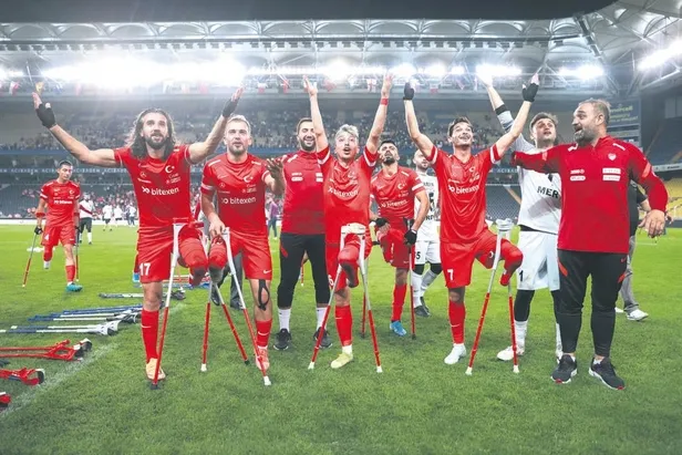 trabzonspor-seri-icin-kayseri-deplasmaninda-l-spor-haberleri-1664582185433.jpeg Trabzonspor seri için Kayseri deplasmanında l Spor haberleri-6