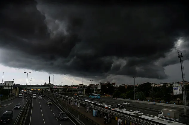 HAVA DURUMU | Bahar resmen geliyor! Meteoroloji haritalı tahmini yayınladı | 25-29 Nisan