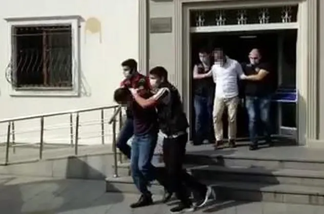 Lüks oteldeki yangın uyuşturucu tacirlerini ele verdi: Suçüstü yakalandılar