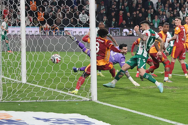 Spor yazarları Konyaspor - Galatasaray maçını yorumladı! Ofsayt kararı doğru mu? - 2
