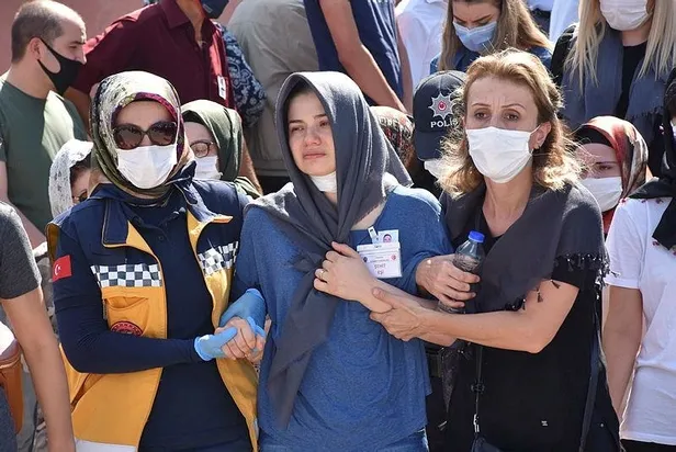 Van'da şehit olan kahraman polislere son veda-16
