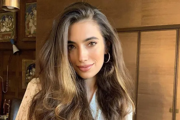 hande-ercel-ala-tokel-rachel-araz-kiresepi-ve-ezgi-findik-gibi-isimlerin-instagram-kazanclari-soke-etti-1643742296548.jpeg Hande Erçel, Ala Tokel, Rachel Araz Kiresepi ve Ezgi Fındık gibi isimlerin Instagram kazançları şoke etti-12