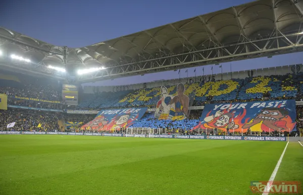 Fenerbahçe - Galatasaray derbisinde dikkat çeken kareler! O hareket damga vurdu... - 30