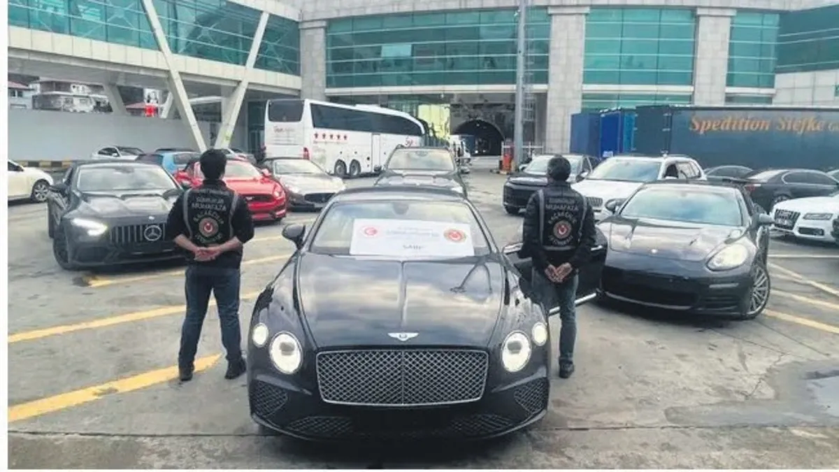 Lüks galeriye paralel darbe: 12 milyonluk aracı 1.8 milyon göstermişler