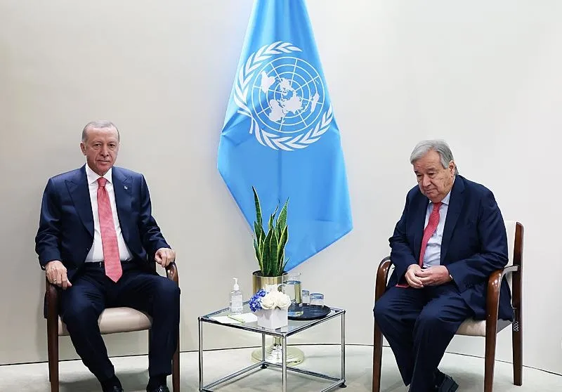 Başkan Recep Tayyip Erdoğan, Birleşmiş Milletler (BM) Genel Sekreteri Antonio Guterres ile bir araya geldi.