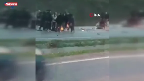 Gönen'de kaza: 4'ü ağır, 25 yaralı!