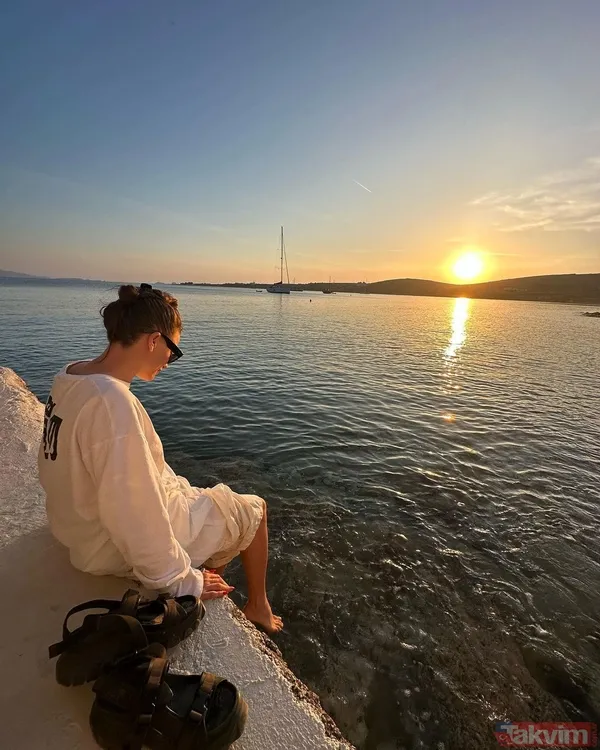 Serenay Sarıkaya gerçekten kestirmiş! Mini taytıyla spor yaptığı anları paylaşan Serenay Sarıkaya'yı görenler inanamadı - 2