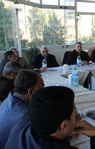 CHP'de toplu istifa depremi