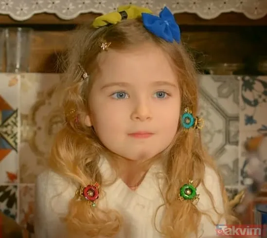 Alemin Kıralı'nın Oben'i Birsu Demir'i tanı tanıyabilirsen! 25’lik genç kız oldu! Kimi Dua Lipa’ya kimi Neslihan Atagül’e benzetti - 35