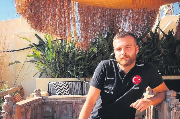 Alaçatı’ya giden Baran Parlak maganda kurbanı oldu
