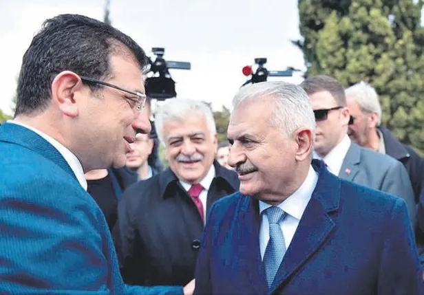 AK Parti'nin yaptığı itirazlara ilişkin YSK'nın vereceği kararı beklemeyen İl Seçim Kurulu mazbatayı İmamoğlu'na verdi-2