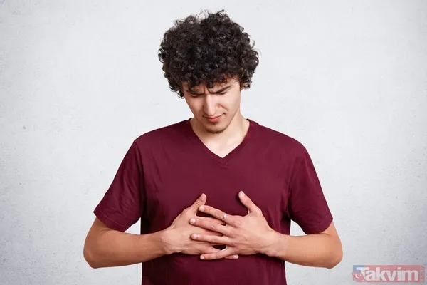 Yerçekiminin Etkisi: Sıvı Birikimi, Yer Çekiminin Etkisiyle İlk Olarak Bacaklarda Ve Ayaklarda Şişlik Şeklinde Ortaya Çıkar.