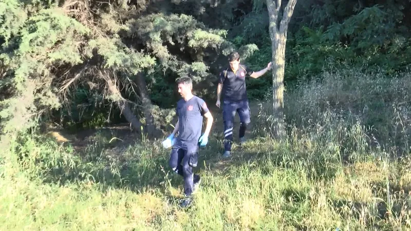 Gaziosmanpaşa TEM Otoyolu kenarındaki ceset!-6