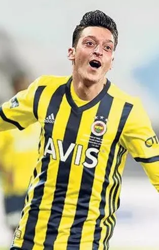 Fenerbahçe taraftarından yönetime Mesut Özil resti! "Çok bekledik, kimseye yedirmeyiz"