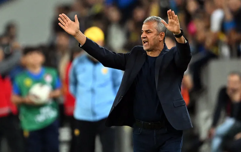 FENERBAHÇE HABERLERİ | İsmail Kartal Jorge Jesus'un ezberini bozdu! - 2