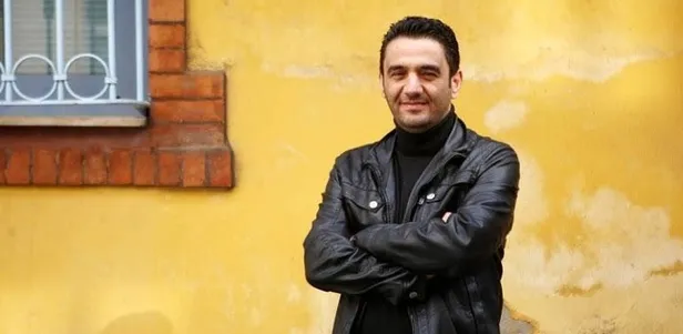 "İzdiham"ın kurucusu ve Genel Yayın Yönetmeni Şair Bülent Parlak vefat etti!-4