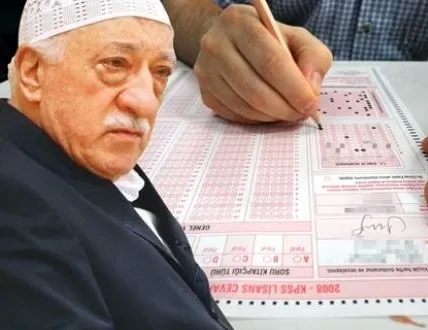 Yemin ettirip soruları önceden verdiler