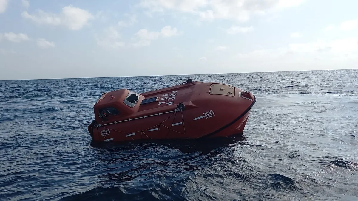 1788340356225.jpeg Silivri açıklarında batan geminin sahibi Tahsin Doğruyol A Haber'e gözyaşlarıyla anlattı: 30 dakika kimseye haber vermemişler-3