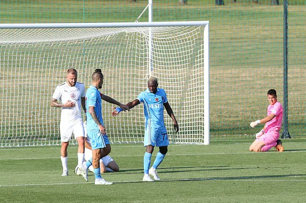 trabzonspor-slovacko-maci-gol-duellosunda-kazanan-cikmadi-1657995207602.jpg TRABZONSPOR - SLOVACKO MAÇI | Gol düellosunda kazanan çıkmadı-2