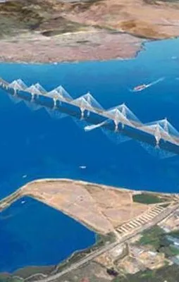 Köprü haberi arazileri uçurdu