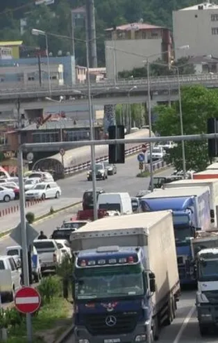 Bayramı kuyrukta karşıladılar