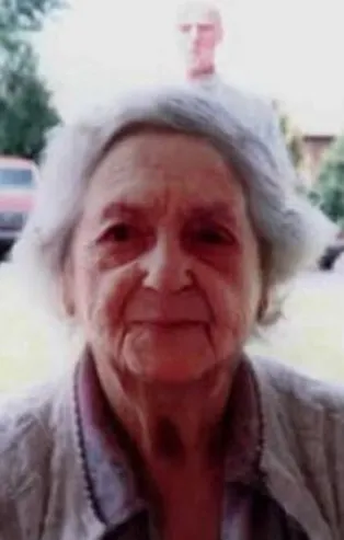 Bilim dünyası şokta! Yaşlı kadının kan donduran fotoğrafı... Kimse açıklayamıyor