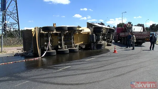 Sultanbeyli'de facianın eşiğinden dönüldü! Hafriyat kamyonu otomobilin üzerinde devrildi - 8