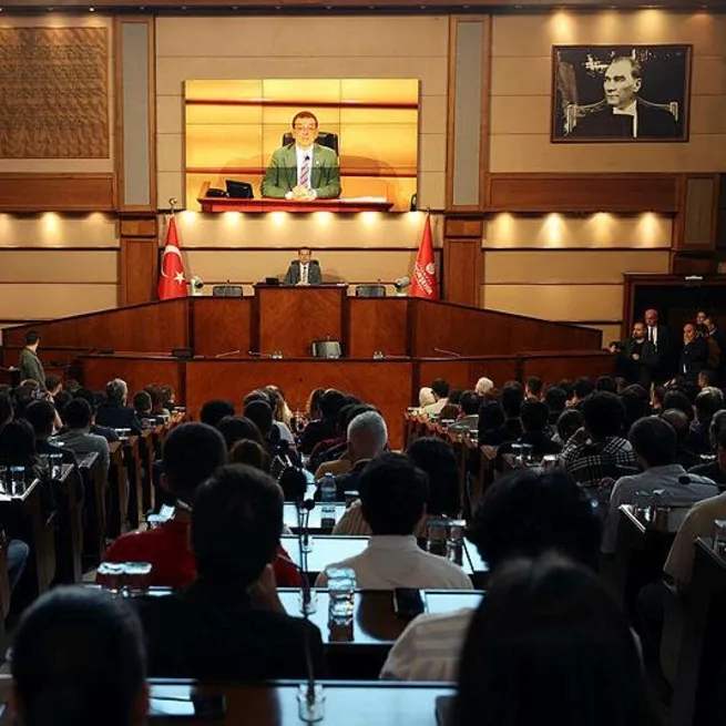 CHPli İBB Başkanı Ekrem İmamoğlu suya zam için İSKİyi 13 Haziranda toplantıya çağırdı!