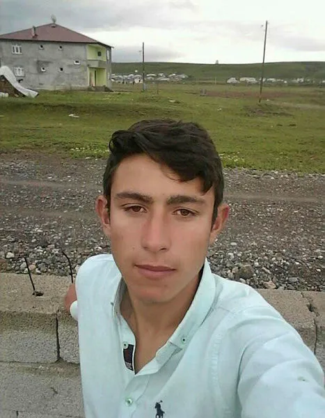 cay-dagittigi-sirada-oldurulen-18-yasindaki-cayci-omer-cakmak-yanlis-hedef-kurbani-olmus-1634306713736.jpg