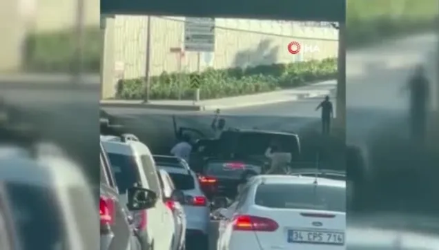 Sancaktepe'de pompalıyla havaya ateş açan magandalara suçüstü!