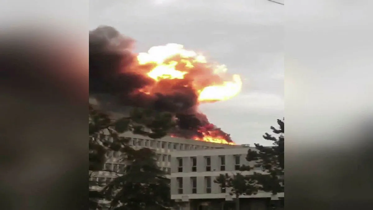 Fransa'nın Lyon Üniversitesi'nde patlama!