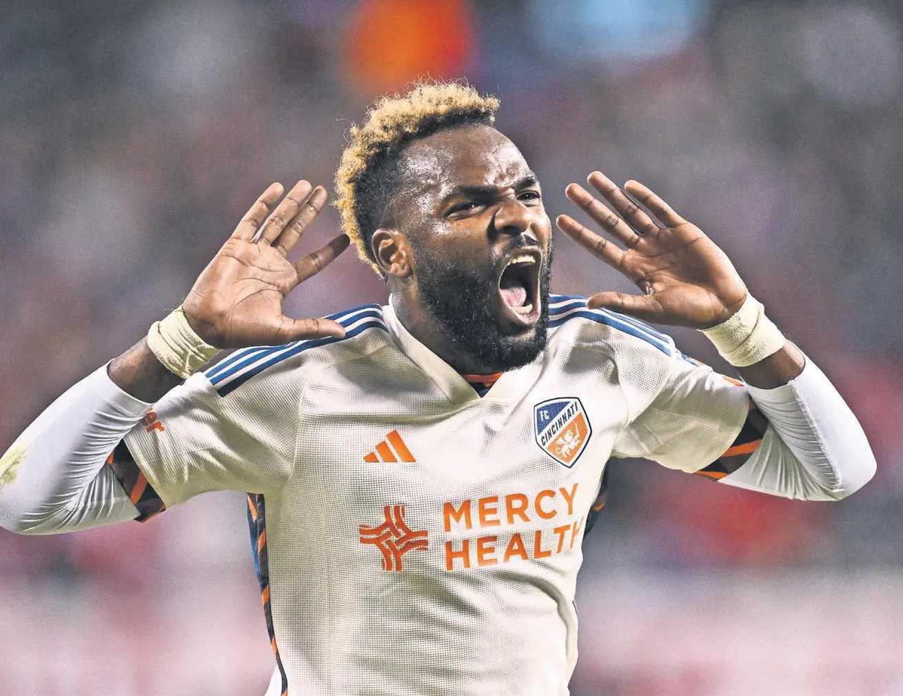 Boupendza’ya boksör dayağı