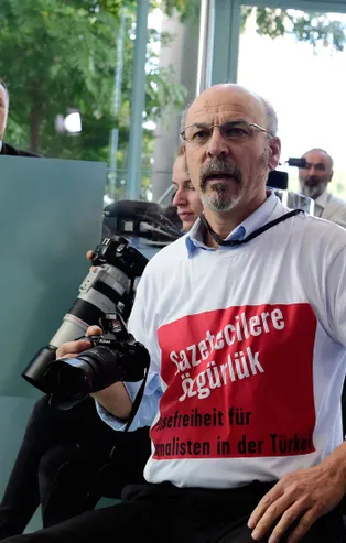 Almanya'da provokatör gazeteci skandalı