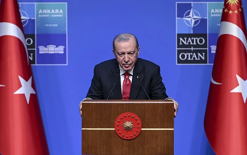 kulliyeden-dunyaya-f-35-mesaji-baskan-erdogan-bizi-izlemeye-devam-edin-1783534942775.jpeg Külliye'den dünyaya F-35 mesajı! Başkan Erdoğan: Bizi izlemeye devam edin-8