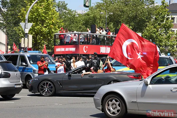 Türkiye-Portekiz maçı öncesi Türk taraftarlar Dortmund'u adeta kırmızı beyaza boyadı | Filistin yine unutulmadı - 34