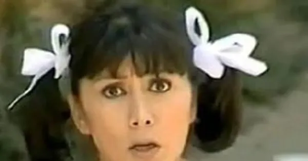 80'lere damga vurmuş bilim kurgu dizisi Uzaylı Zekiye Seden Kızıltunç şimdi ne yapıyor? 